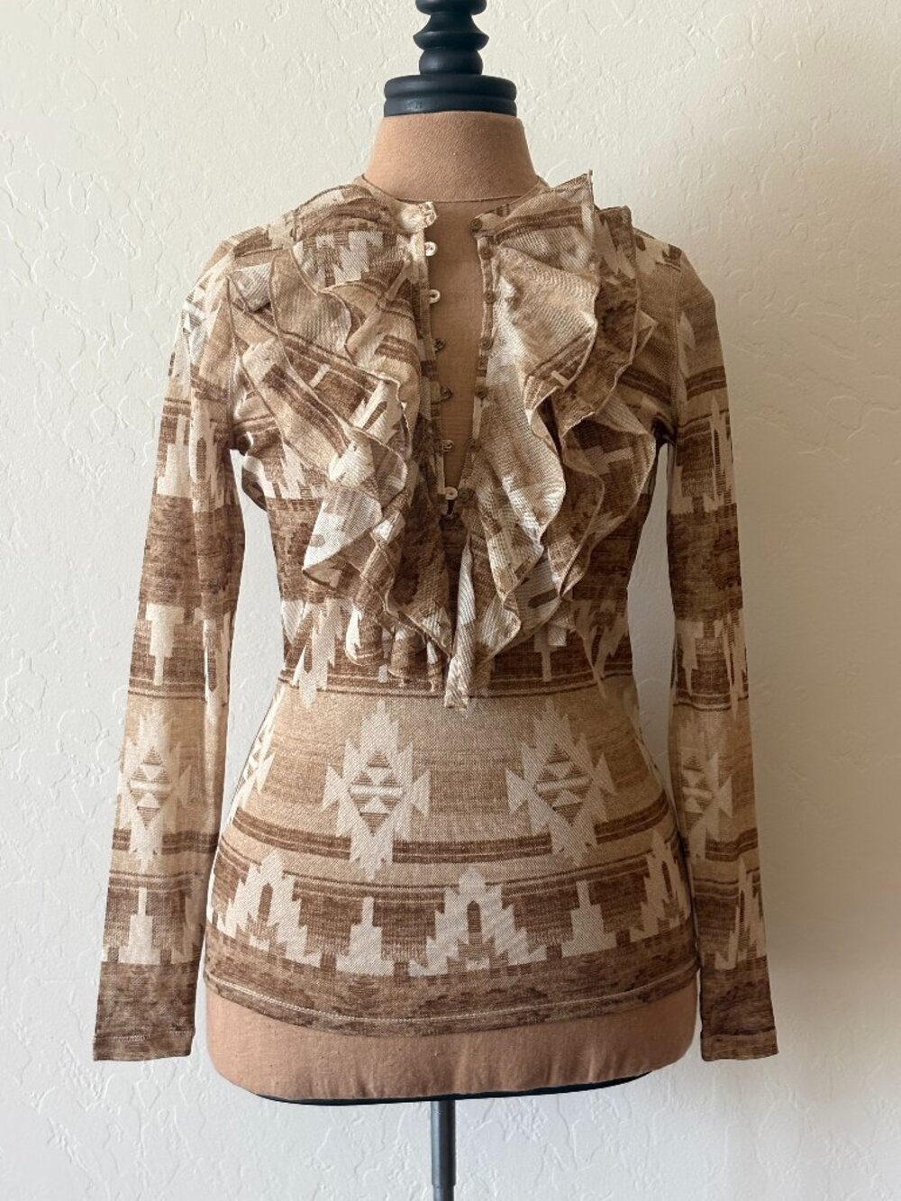 Lauren Ralph Lauren Blouse. Size S. Beige/Brown.